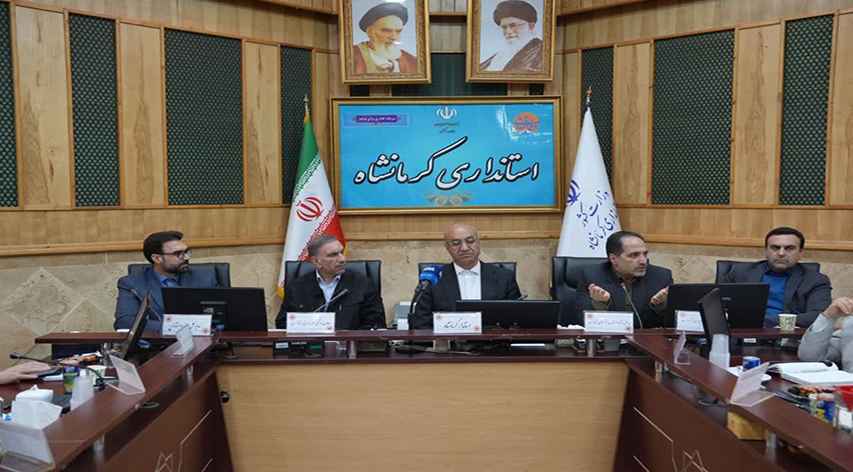 جلسه شورای سازمان همیاری شهرداری‌های استان کرمانشاه به ریاست دکتر حبیبی، استاندار کرمانشاه، و با حضور شهرداران استان برگزار شد. 